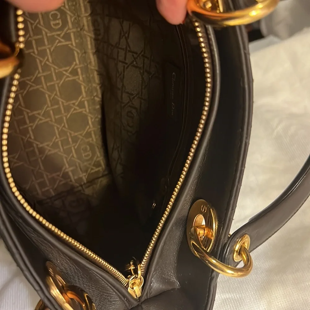 SOLD❤️❤️❤️Lady Dior Bag Cannage Quilt lamb skin - Picture 8 of 14